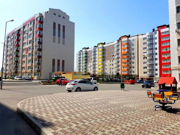 
   Продам 2-комнатную, 68 м², Парковая ул, 64

. Фото 1.