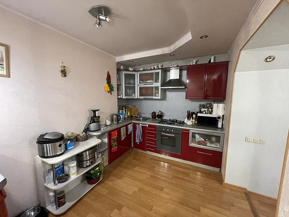 
   Продам 3-комнатную, 86 м², Ленина ул, 201

. Фото 3.