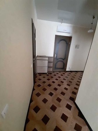 
   Продам 2-комнатную, 74 м², Кирова ул, 1

. Фото 3.