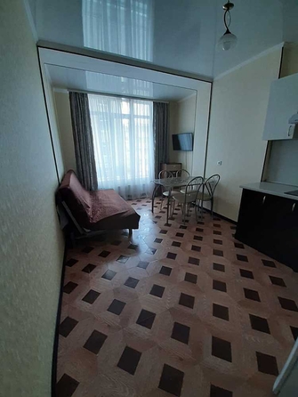 
   Продам 2-комнатную, 74 м², Кирова ул, 1

. Фото 4.