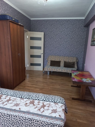 
   Продам 1-комнатную, 38 м², Самбурова ул, 252

. Фото 8.