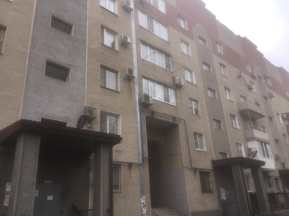 
   Продам 1-комнатную, 54 м², Астраханская ул, 77

. Фото 1.