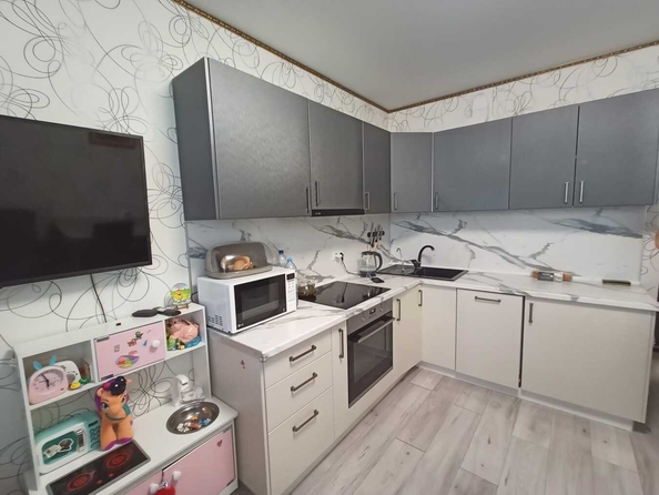 
   Продам 1-комнатную, 41 м², Астраханская ул, 97

. Фото 4.