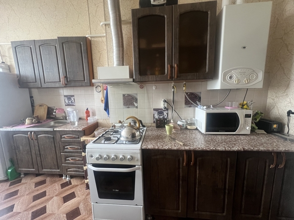 
   Продам 1-комнатную, 38 м², Кати Соловьяновой ул, 84

. Фото 10.