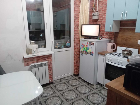 
   Продам 1-комнатную, 33 м², Парковая ул, 64Ак3

. Фото 3.