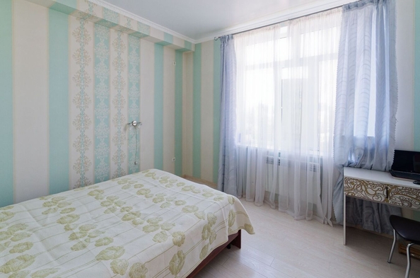 
   Продам 2-комнатную, 49 м², Ленина ул, 104

. Фото 12.