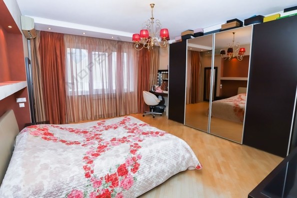 
   Продам 3-комнатную, 113.31 м², Атарбекова ул, 5

. Фото 20.