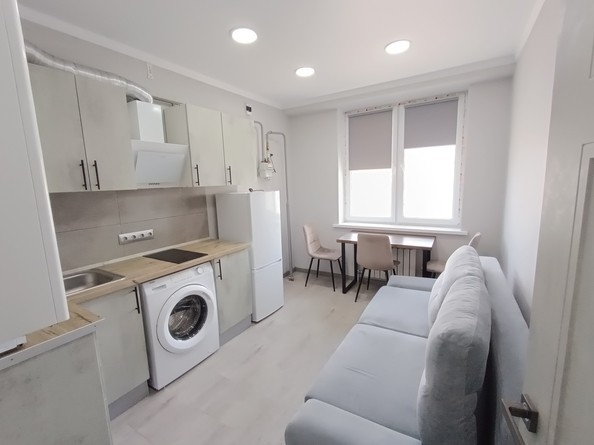 
   Продам 1-комнатную, 36 м², Ленина ул, 180Ак14

. Фото 1.