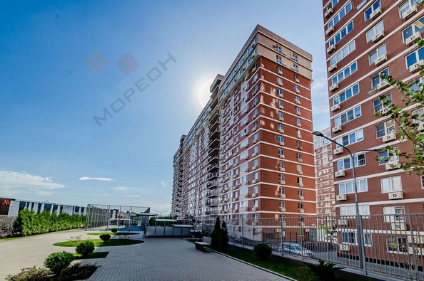 
   Продам 2-комнатную, 52.5 м², Западный Обход ул, 39/2к1

. Фото 21.