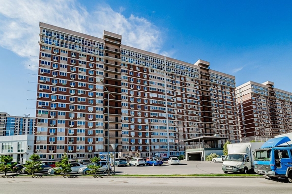 
   Продам 2-комнатную, 52.5 м², Западный Обход ул, 39/2к1

. Фото 26.