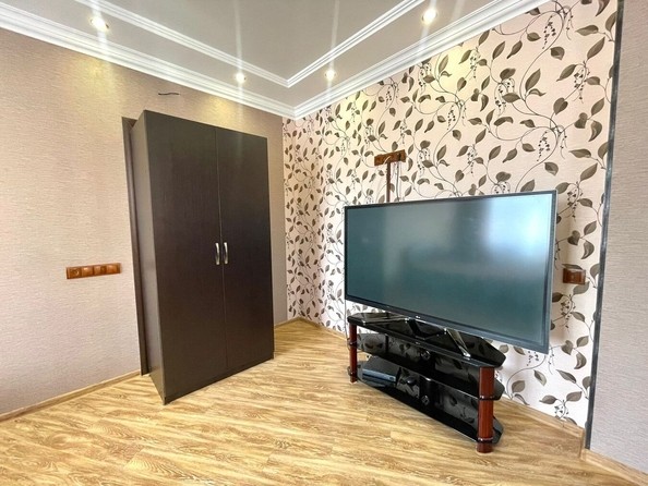 
   Продам 2-комнатный апартамент, 65 м², Краснодарская ул, 66В

. Фото 28.