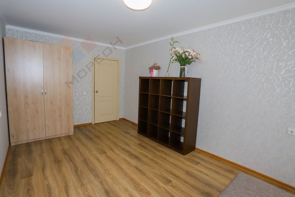 
   Продам 1-комнатную, 43.5 м², Котлярова Н.С. ул, 1

. Фото 12.