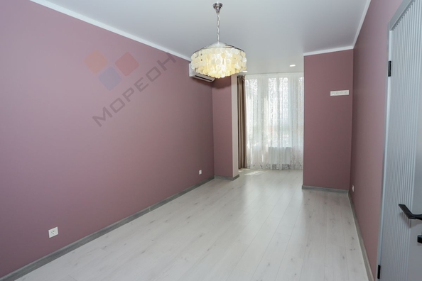
   Продам 1-комнатную, 36.9 м², Григория Булгакова ул, 10

. Фото 2.