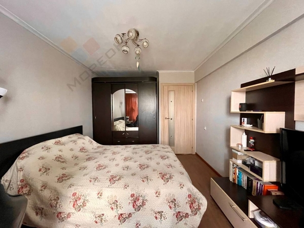 
   Продам 2-комнатную, 48.3 м², Атарбекова ул, 22

. Фото 1.