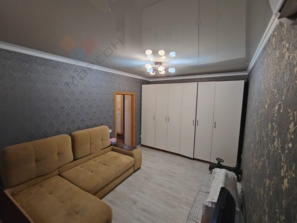 
   Продам 1-комнатную, 40 м², Восточно-Кругликовская ул, 32

. Фото 1.