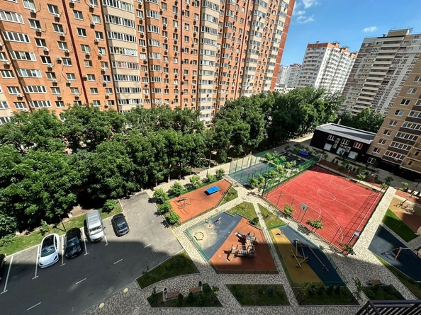 
   Продам 2-комнатную, 67.5 м², Домбайская ул, 55к6

. Фото 11.