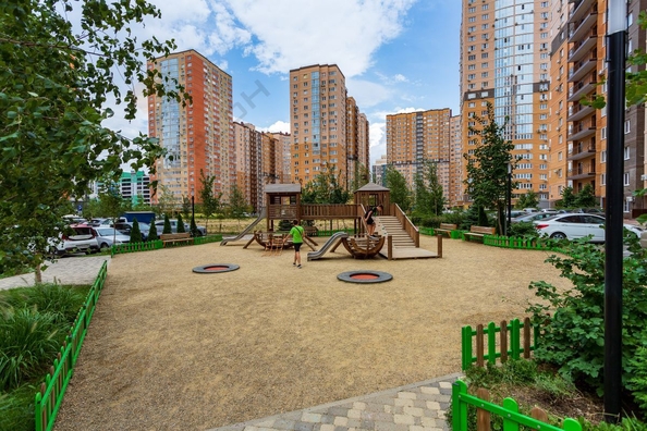 
   Продам 1-комнатную, 35 м², Героя Георгия Бочарникова ул, 8к1

. Фото 17.