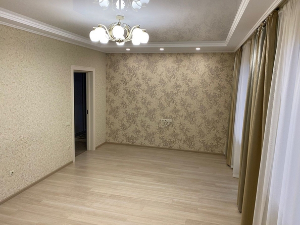 
   Продам 3-комнатную, 100 м², Колхозная ул, д 98

. Фото 1.