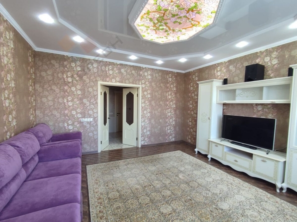 
   Продам 3-комнатную, 110 м², Володи Головатого ул, 174

. Фото 10.