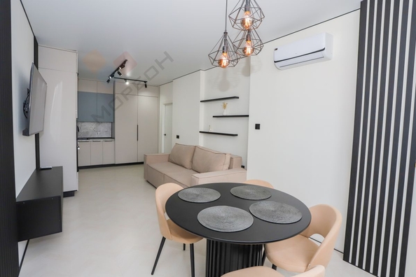 
   Продам 2-комнатную, 57.5 м², Любимово мкр, 16

. Фото 2.