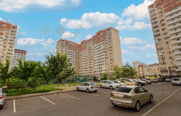 
   Продам 1-комнатную, 37.7 м², Героя Аверкиева А.А. ул, 30

. Фото 9.