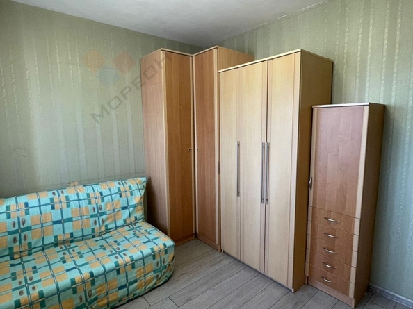 
   Продам 3-комнатную, 59.8 м², Дзержинского ул, 201

. Фото 9.