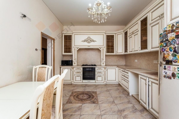 
   Продам дом, 215 м², Краснодар

. Фото 19.