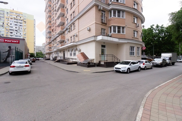 
   Продам 1-комнатную, 40.2 м², Симферопольская ул, 58/3

. Фото 21.