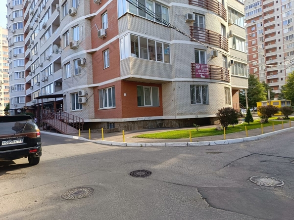 
   Продам торговое помещение, 288 м², Минская ул, 122/9

. Фото 3.