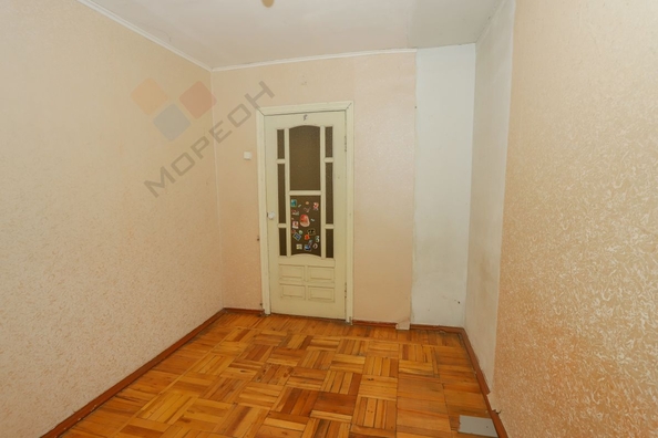 
   Продам 3-комнатную, 50.6 м², Старокубанская ул, 120

. Фото 13.