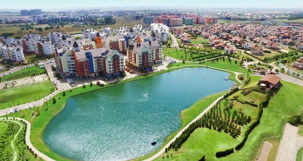 
   Продам 2-комнатную, 54 м², Карпатская ул, 1

. Фото 4.