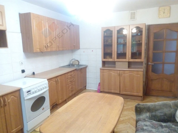 
   Продам 2-комнатную, 69.6 м², Рашпилевская ул, 325/1

. Фото 5.