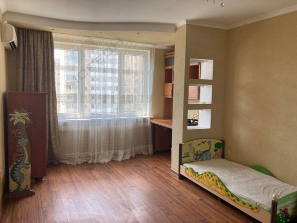 
   Продам 2-комнатную, 53.4 м², 40-летия Победы ул, 35/3

. Фото 1.