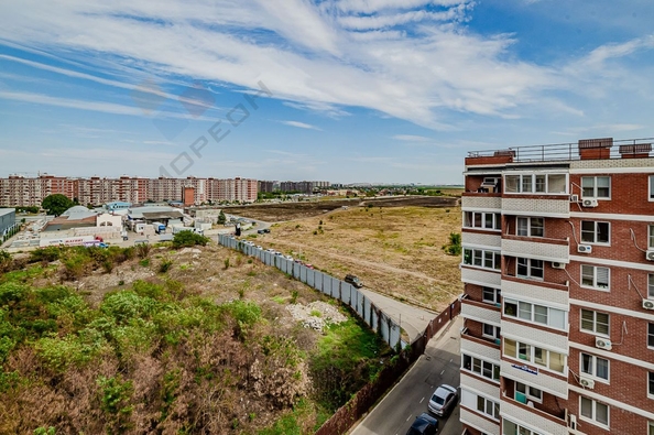 
   Продам 1-комнатную, 32.7 м², Западный Обход ул, 38/1к2

. Фото 23.