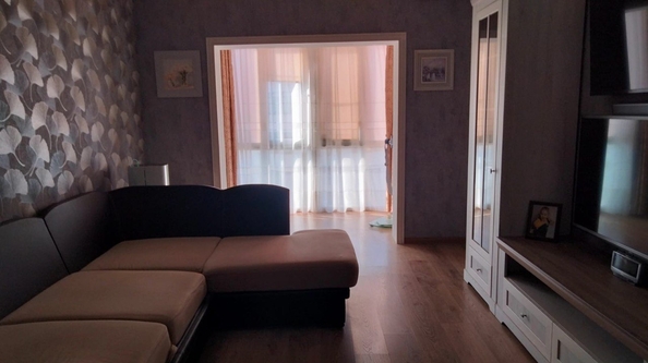 
   Продам 2-комнатную, 76 м², Геленджикский пр-кт, д 4В

. Фото 4.