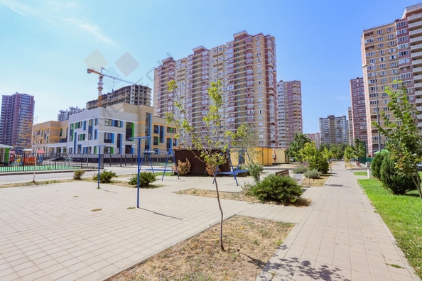 
   Продам 2-комнатную, 57.8 м², Героя Владислава Посадского ул, 17к2

. Фото 25.