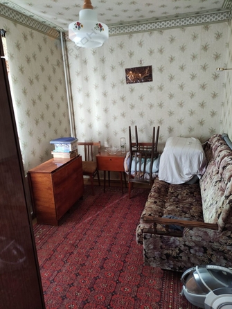 
   Продам 4-комнатную, 59.5 м², Братьев Кошевых ул, 15

. Фото 1.