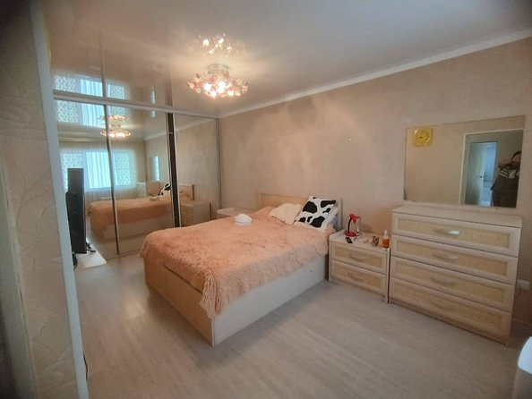 
   Продам 4-комнатную, 125 м², Череповецкая ул, 18

. Фото 6.