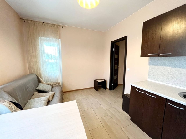 
   Продам 1-комнатную, 42 м², Горная ул, к В

. Фото 13.