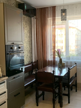 
   Продам 1-комнатную, 32.4 м², Парижская ул, 21

. Фото 9.