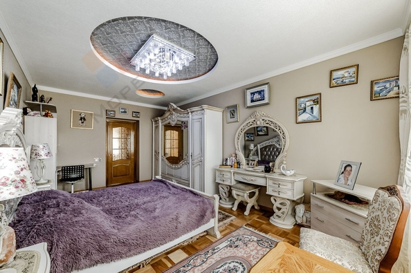 
   Продам дом, 500 м², Краснодар

. Фото 13.