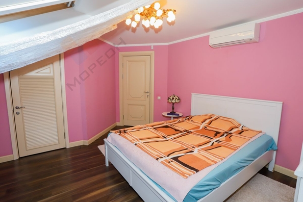 
   Продам 3-комнатную, 131.8 м², Красная ул, 158

. Фото 20.