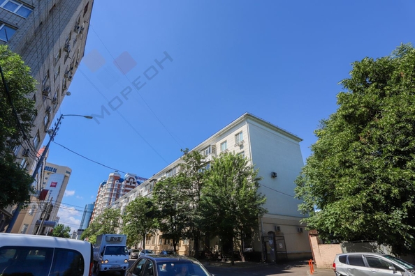 
   Продам 3-комнатную, 131.8 м², Красная ул, 158

. Фото 37.