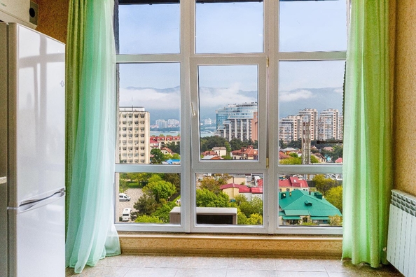 
   Продам 2-комнатную, 50 м², Крымская ул, д 19

. Фото 2.