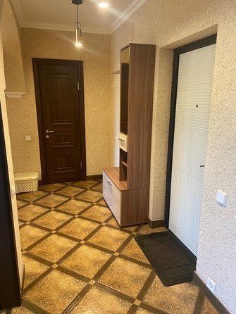 
   Продам 1-комнатную, 50 м², Сосновый пер, д 3

. Фото 8.