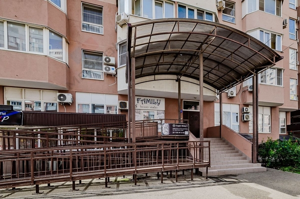 
   Продам 2-комнатную, 67.2 м², Александра Покрышкина ул, 2/2

. Фото 19.