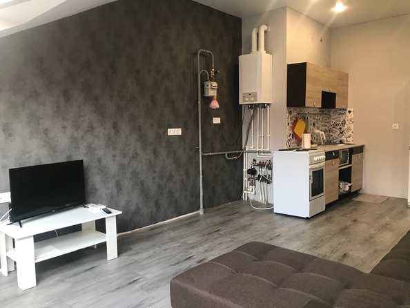 
   Продам 2-комнатную, 70 м², Верхняя ул, к 1

. Фото 1.