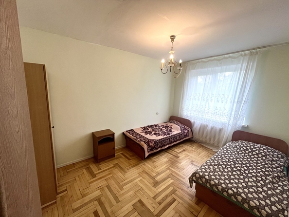 
   Продам 3-комнатную, 75 м², Ленина ул, 157

. Фото 5.