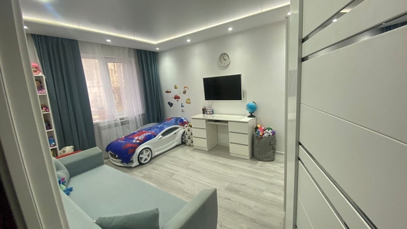 
   Продам 3-комнатную, 81 м², Ленина ул, 171

. Фото 15.