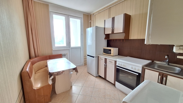 
   Продам 1-комнатную, 42 м², Новороссийская ул, 279

. Фото 1.